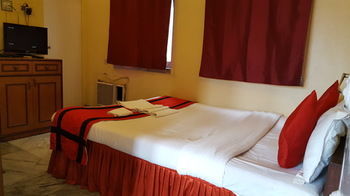 New White Palace Kolkata